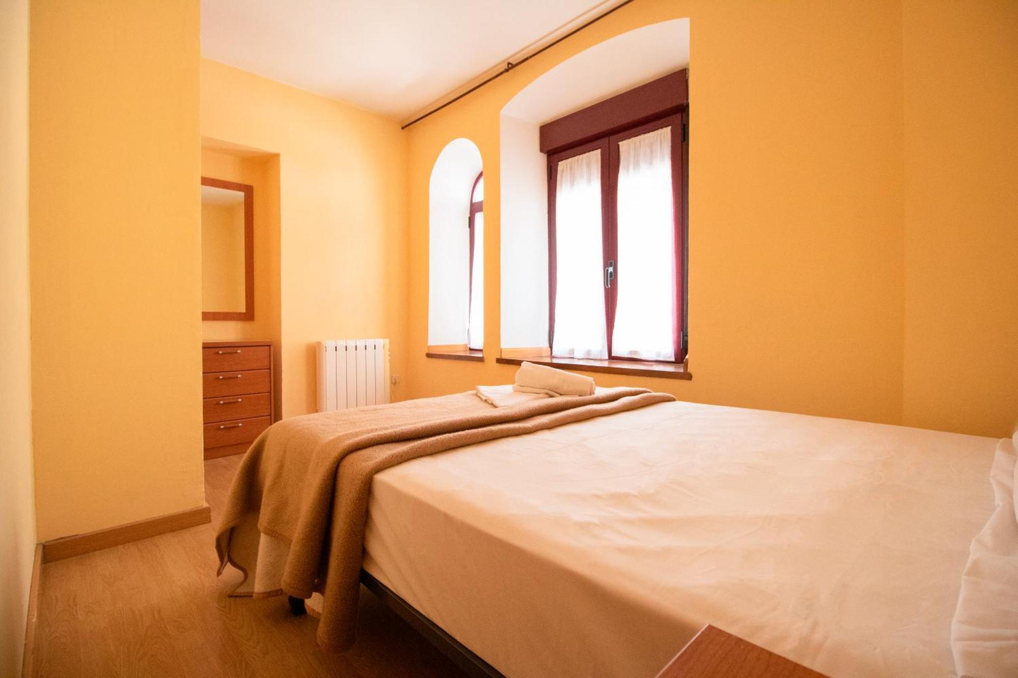 Apartamentos Canfranc 3000 ภายนอก รูปภาพ